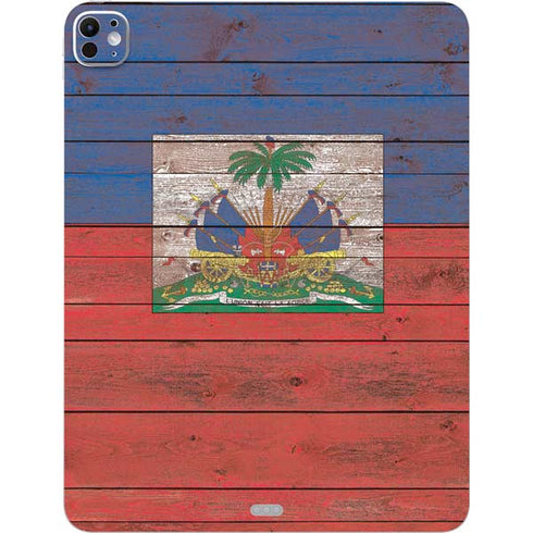 Haiti Flag Dark Wood iPad Pro 13in M4 (2024) Skin